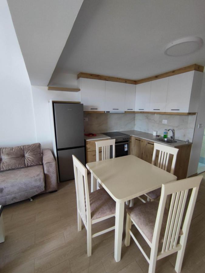 Rose Apartment Sarandë Eksteriør billede